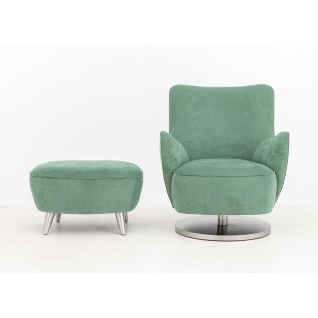 Modern Vladimir Kagan Barrel Swivel Chair and Ottoman For Sale - Image 3 of 13