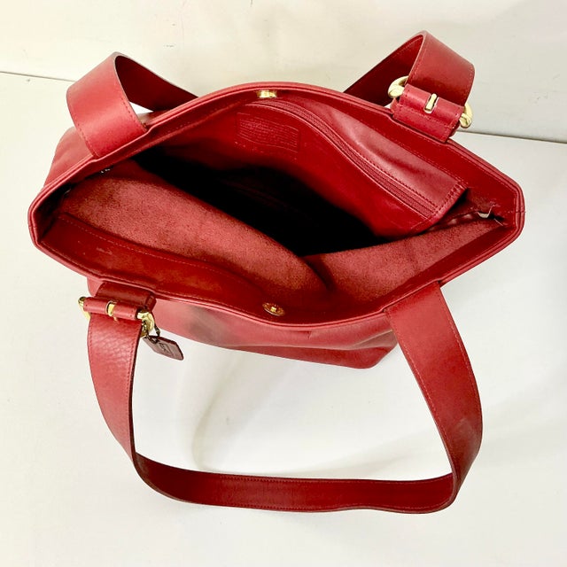 1996 Vintage Boho Chic Coach Soho Lafayette Red Leather Tote, F6h-4140. For Sale - Image 13 of 13