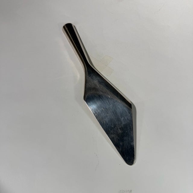 Mid-Century Modern Mid 20th Century Lino Sabattini Christofle Cake Server For Sale - Image 3 of 5