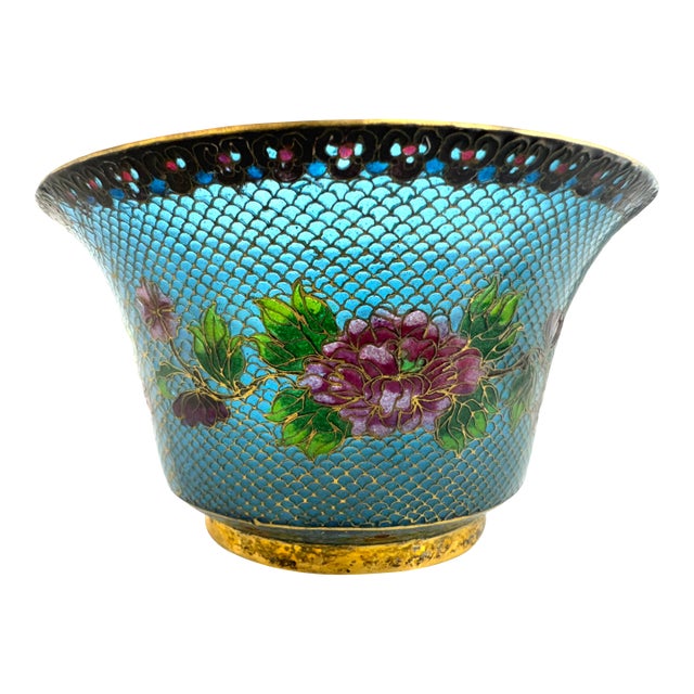 Vintage Mid 20th Century Chinese Cloisonné Decorative Bowl in Brilliant Sky Blue With Floral Motif For Sale