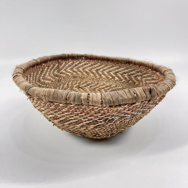 Early 20th Century Rare Tonga Binga Basket Bowl 9inch MATTER COLLECTION For Sale In Denver - Image 6 of 6