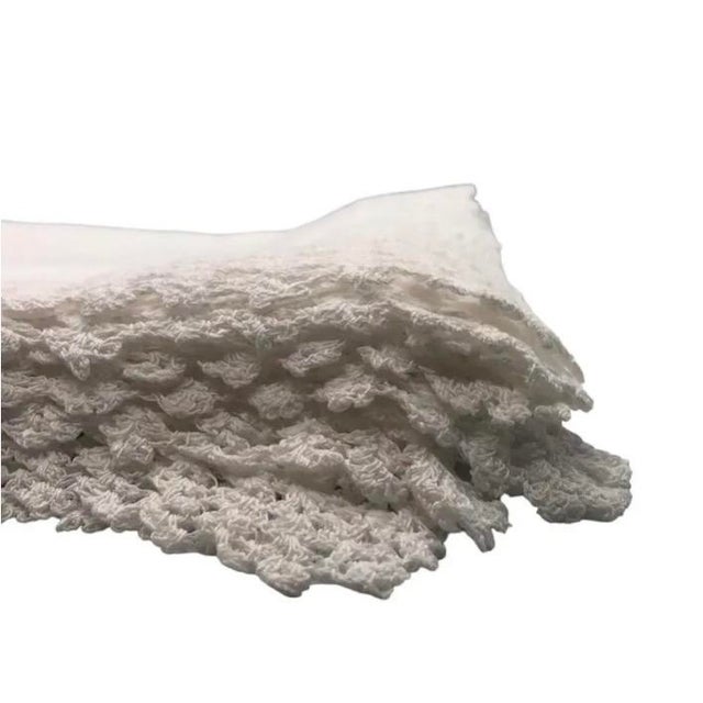 Vintage Gorgeous Hand Lace Trimmed Fancy Dinner Napkins- Set of 3 For Sale - Image 11 of 15