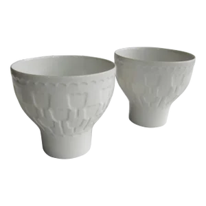 Rorstrand SwedenWhite Porcelain Tulip Design Set of 2 Pedestal Bowl