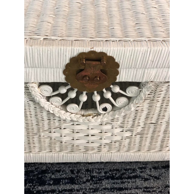 This gorgeous vintage chest is the perfect piece to help you add some storage space to your home. Blankets, beach towels,...