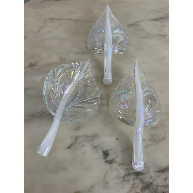 Mid-Century chandelier with Murano glass leaves, 1960s. Intact and in good condition. Each single leaf measures 31 cm high...