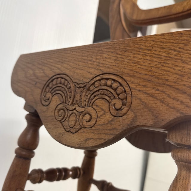 Pulaski Furniture Vintage Oak Shaving Stand For Sale - Image 12 of 12