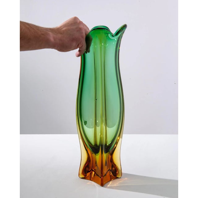 1960s Italian Murano Glass Vase For Sale In Greensboro - Image 6 of 10