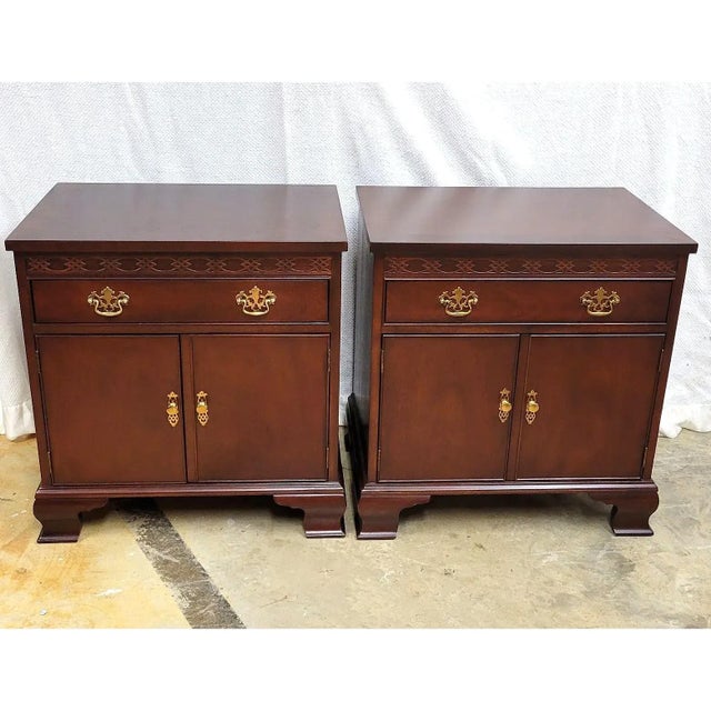 1980s Baker Furniture Chippendale Carved Mahogany Nightstands With Brass Hardware — Pair For Sale - Image 13 of 13