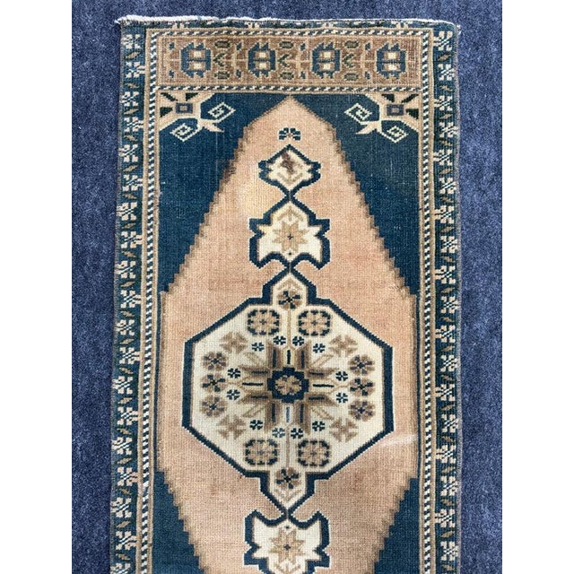 Turkish Yastik Rug 1'6" x 3'4" For Sale - Image 4 of 5