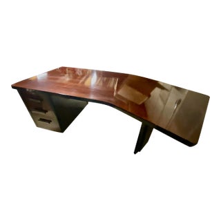 1940s Art Deco Mid Century Executive Desk With Left Side Drawer Bank For Sale