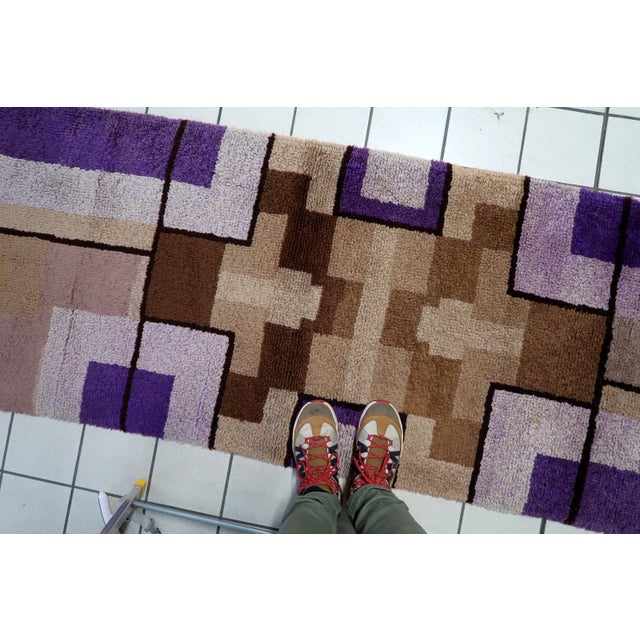 Textile 1970s, Vintage French Savonnerie Runner Modernist Design 2.9' X 8.5' For Sale - Image 7 of 13