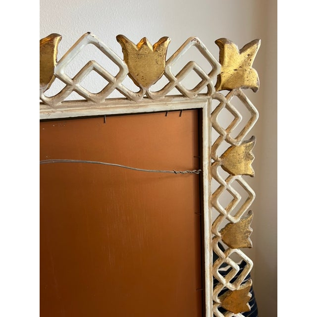 1960 Italian Hollywood Regency Giltwood Mirror With Hand-Carved Geometric & Floral Frame For Sale - Image 11 of 13