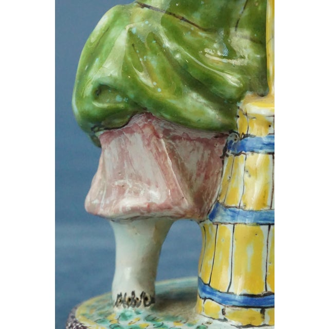 19th Century Hungarian Anabaptist Majolica Ceramic Peasant Women from Stomfa Haban, Set of 2 For Sale - Image 15 of 18