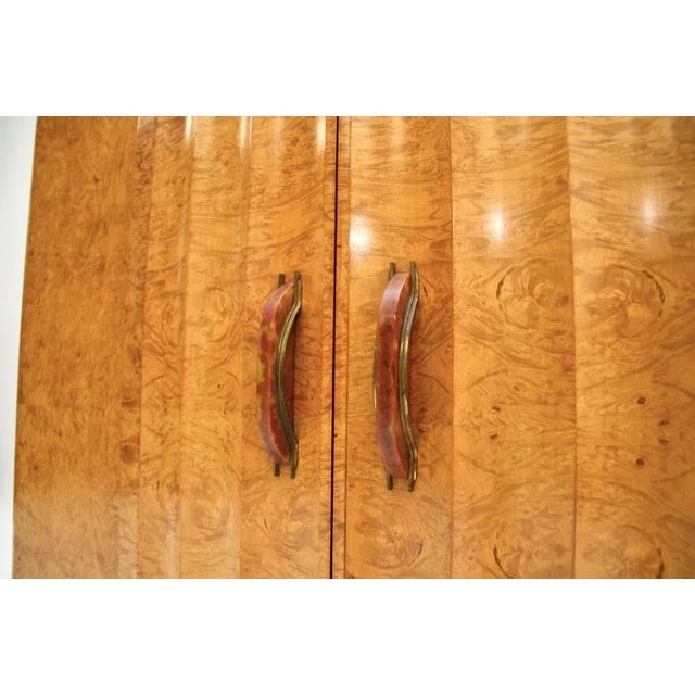 Art Deco Burr Walnut Cabinet from Harry and Lou Epstein, 1930s For Sale - Image 13 of 15