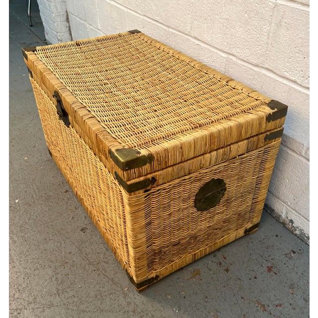 Wood Vintage Asian Chinoiserie Wicker Trunk With Brass Hardware For Sale - Image 7 of 17