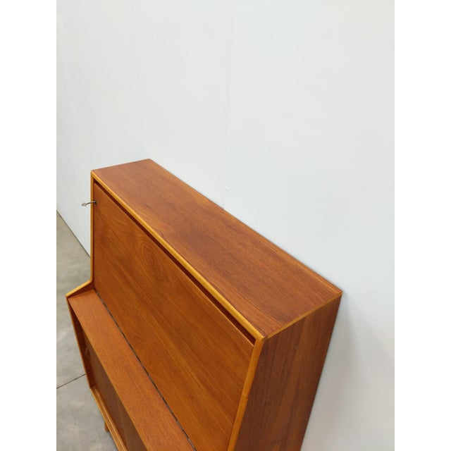 Vintage Mid Century Modern Teak Secretary Desk by Herbert E. Gibbs For Sale In New York - Image 6 of 8