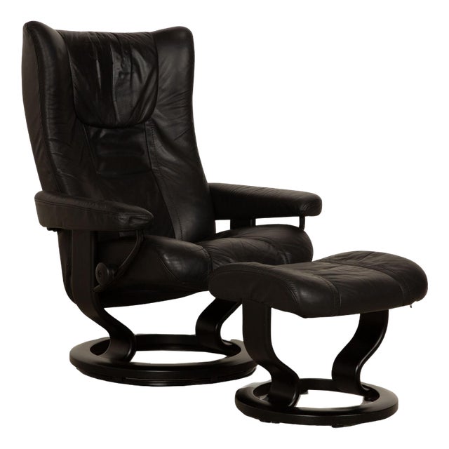 Wing Lounge Chair with Stool in Leather from Stressless, Set of 2 For Sale