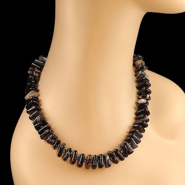 Expandable Black Agate Necklace – Hand-Knotted Agate Slices with Botswana & Banded Agate Make a bold statement with this...