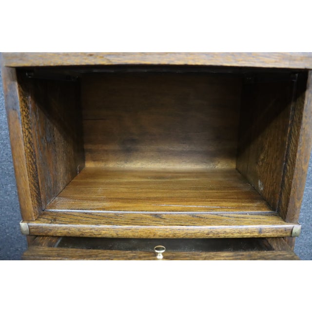 Rare Globe-Wernicke Attributed Quarter Sawn Oak Stacking Bookcase With Leaded Glass For Sale - Image 10 of 10