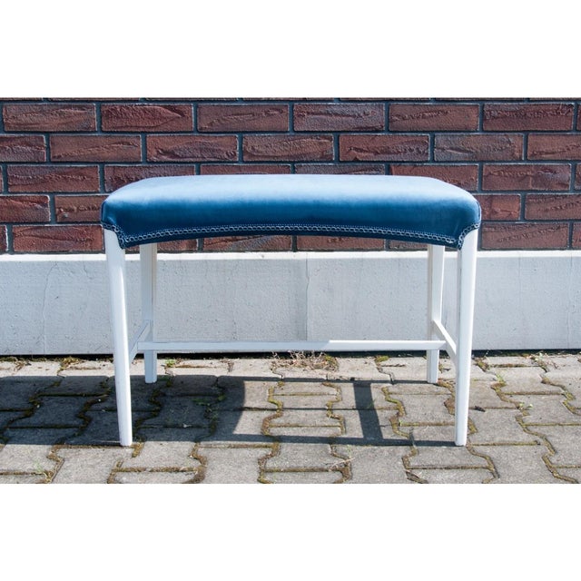 Antique Northern European Seat, 1890s, in Very Good conditions. Designed 1890 to 1919