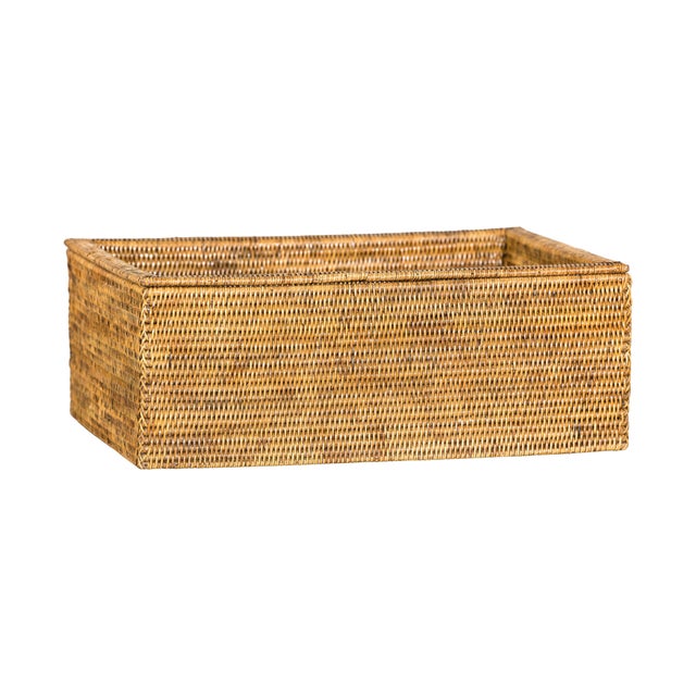 Country Style Long Rectangular Rattan Storage Box with Lid, Vintage For Sale - Image 14 of 18