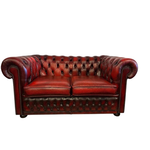 Vintage Chesterfield Two-Seater Sofa in Leather from Winchester For Sale - Image 5 of 5