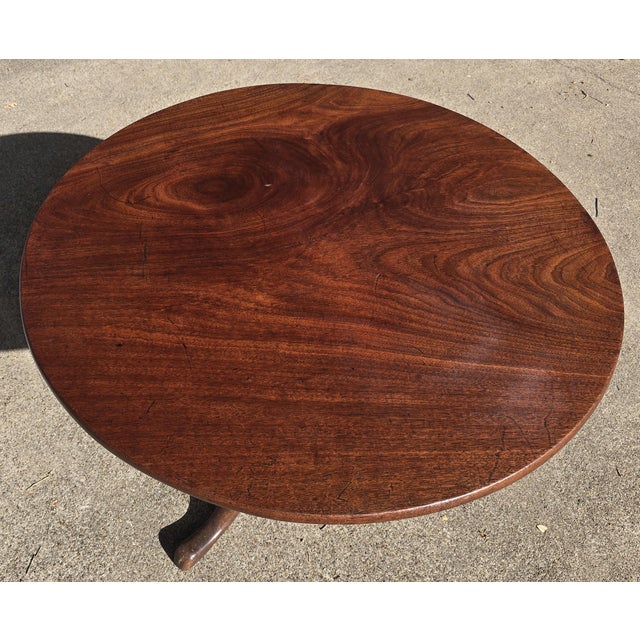 Antique English Regency Mahogany Round Tilt Table, 18th Century For Sale In Dallas - Image 6 of 14