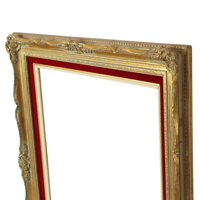 Vintage Baroque Style Gilt Frame in Red Velvet For Sale - Image 9 of 18