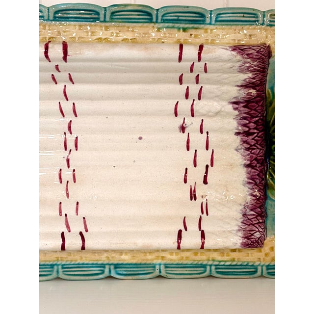 French Antique French Barbotine Majolica Asparagus Serving Platter, Circa 1880–1900 For Sale - Image 3 of 10