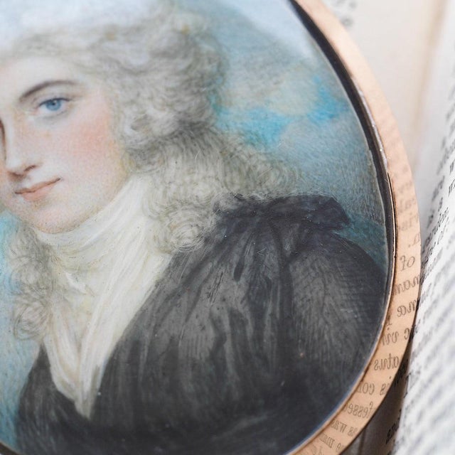 Gold Antique Georgian Portrait Miniature Pendant with 14K Gold Frame, 1800 For Sale - Image 8 of 18