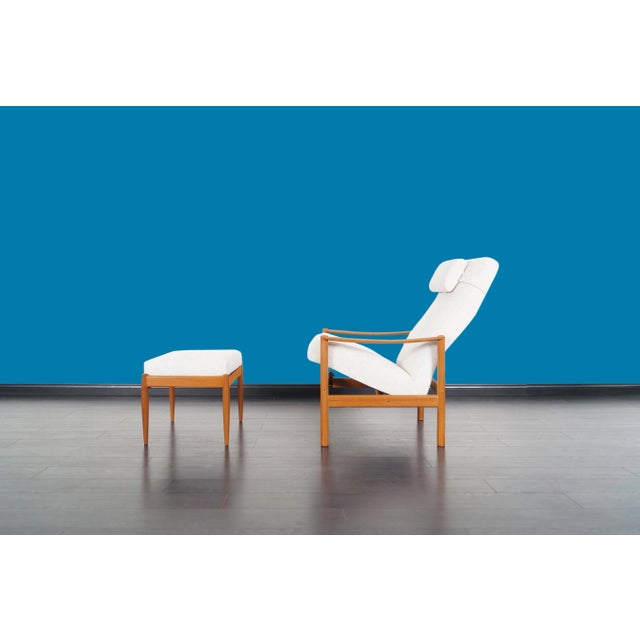 1960s Mid-Century Modern Teak Reclining Lounge Chair and Ottoman, 1960s For Sale - Image 5 of 13