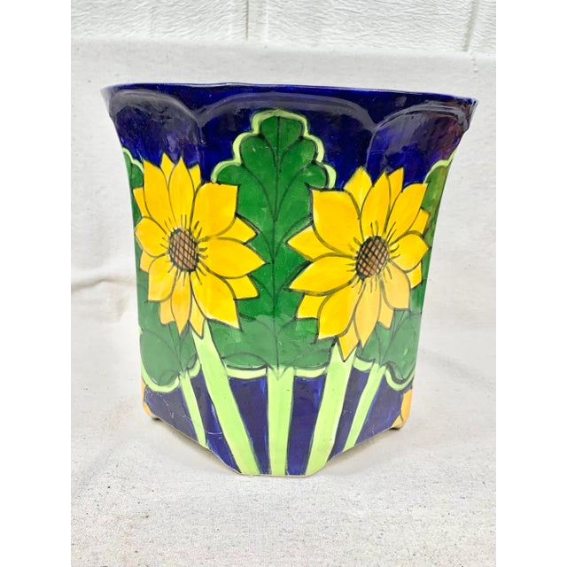 Vintage heavy sun flower planter. Lovely design with bright and bold coloring. Has a hole for drainage but could also be...