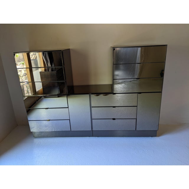 Chrome 1980s Ello Gunmetal Stainless & Smoked Mirror Cabinet Set, Attributed For Sale - Image 8 of 15