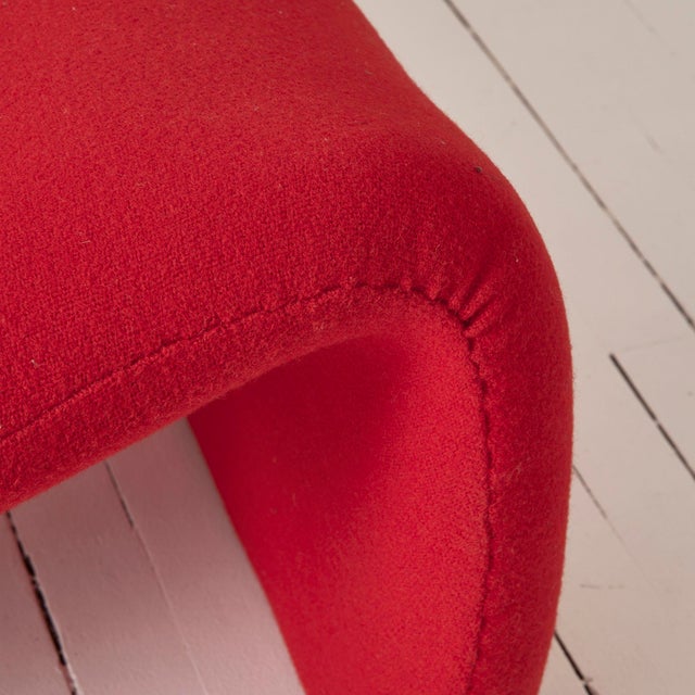 Textile Olivier Mourgue Red Djinn Chair by for Airborne, 1960s, French Design For Sale - Image 7 of 8