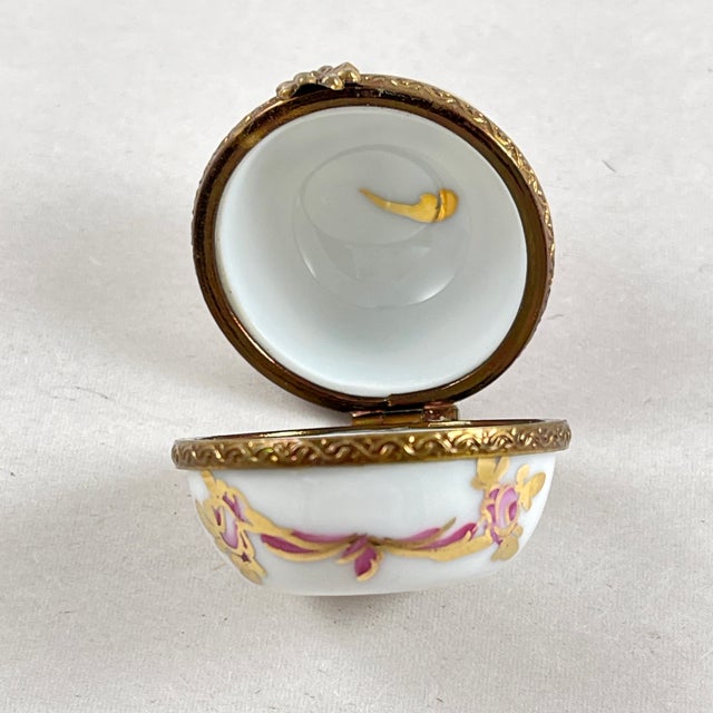 Metal Limoges Paris Porcelain Round Rose Trinket Box For Sale - Image 7 of 9
