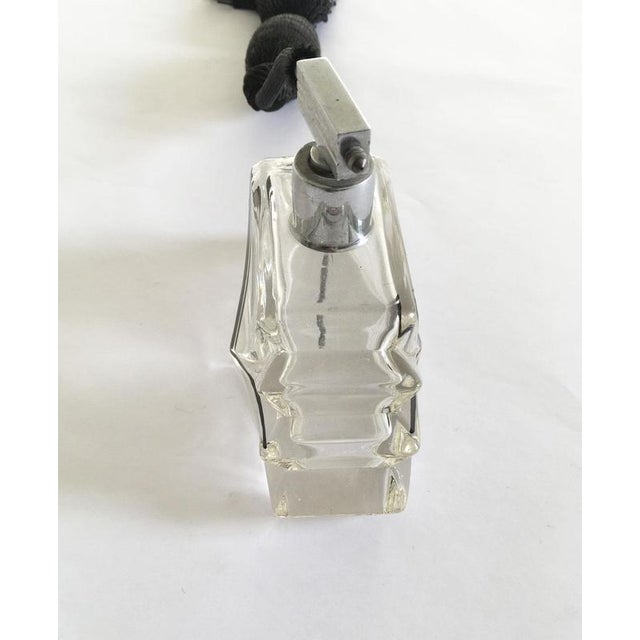 Italian Art Deco Glass Perfume Sprayer with Black Silk Air Pump, 1930 For Sale - Image 13 of 16