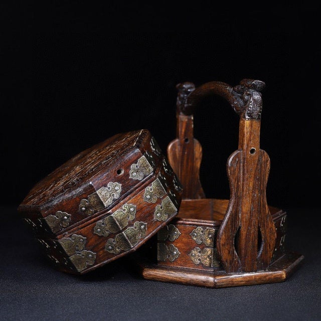 Chinese Chinese Rosewood Octagonal Multi-Tier Carry Box For Sale - Image 3 of 10