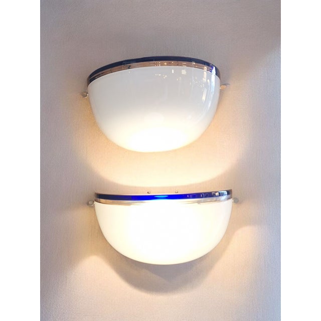 Stillboi Model Wall Lamp from Venini, Italy, 1990s, in Flawless conditions. Designed 1980 to 1989 This piece has an...