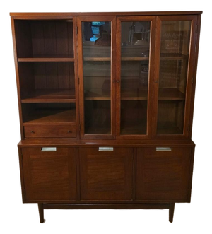 Merton Gershun for American of Martinsville Accord Vintage MCM China Cabinet C. 1960s
