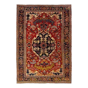 1900s Antique Handmade Wool Rug Persian Heriz Featuring a Medallion Motif