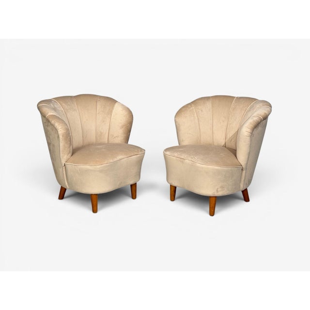 Mid-Century Modern Asko, Finnish Modern, Lounge Chairs, Beige Velvet, Beech, Finland, 1950s For Sale - Image 3 of 13