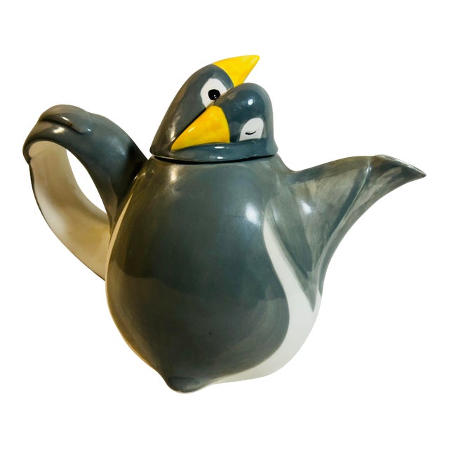 Vintage 1979 Figural Penguin Teapot For Sale
