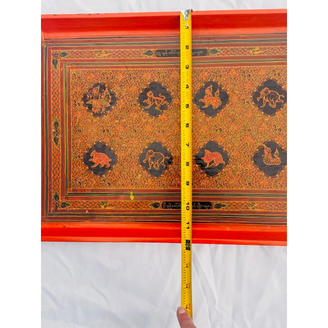 Orange Large Vintage Burmese Lacquerware Serving Tray – Hand-Painted Yun-De With Animal Motifs For Sale - Image 8 of 12