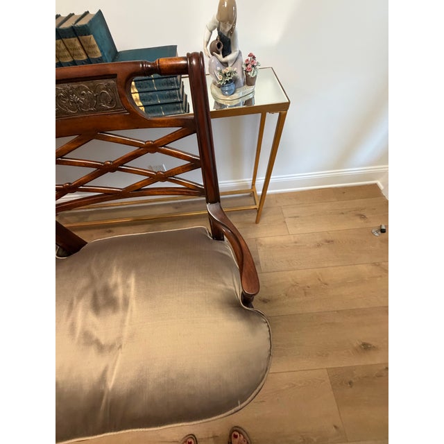 Elegant Vintage Mahogany Lattice-Back Settee With Silk Upholstery For Sale In Los Angeles - Image 6 of 8