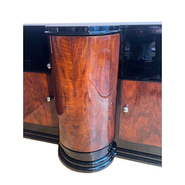 Art Deco Walnut Bar Cabinet, 1930 For Sale - Image 11 of 18