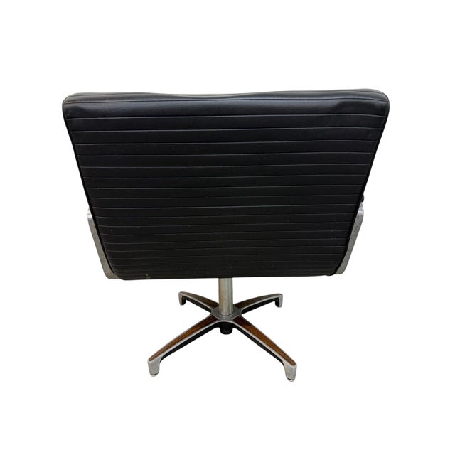 Mid-Century Modern Chromcraft Black Leather Swivel Chair For Sale In Philadelphia - Image 6 of 7