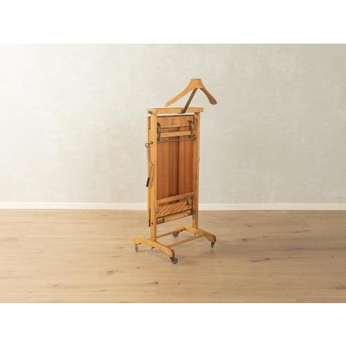 Brown Windsor Valet Stand, 1960s For Sale - Image 8 of 14