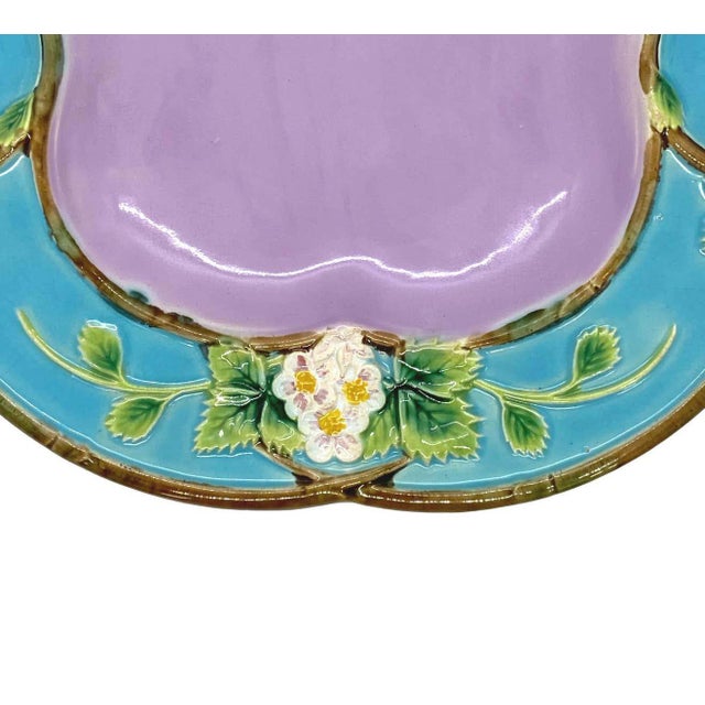 George Jones George Jones Majolica 'Strawberry Tray' With Cream & Sugar Wells, English, 1873 For Sale - Image 4 of 7