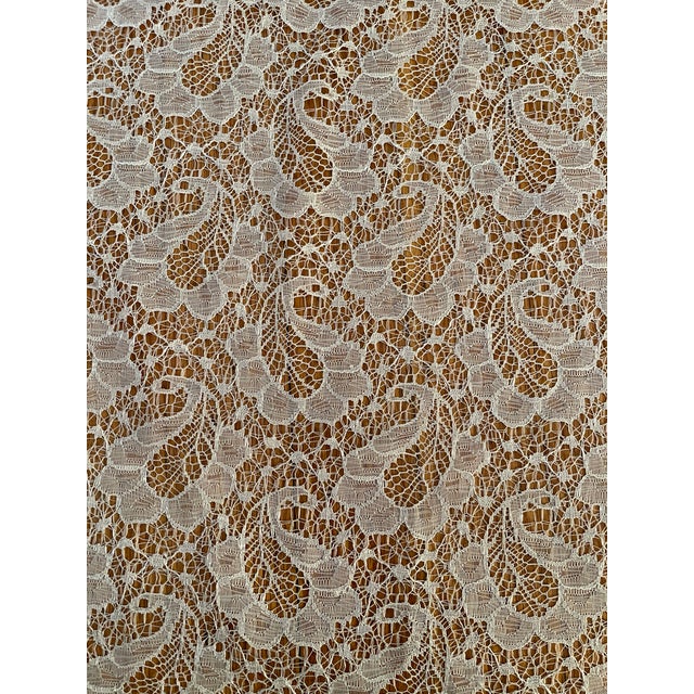 Traditional 1960s Lace Tablecloth For Sale - Image 3 of 8