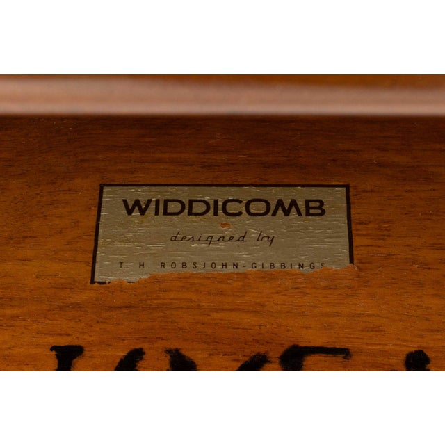 t.h. Robsjohn-Gibbings X Widdicomb Walnut Table For Sale - Image 10 of 10